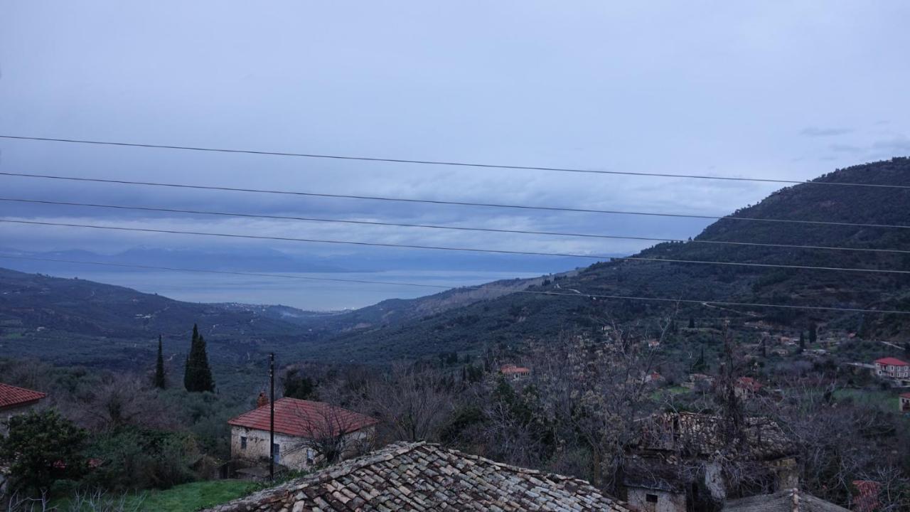 Villa The Old Olive Mill House à Aegae Extérieur photo